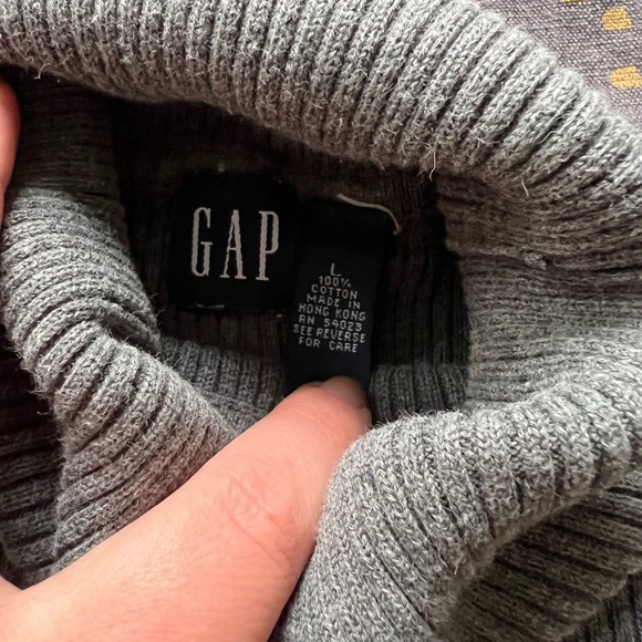GAP Soft Ribbed Turtleneck Sweater - Gray - Picture 2 of 2